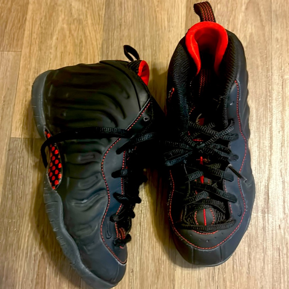 Black and red Nike foamposites